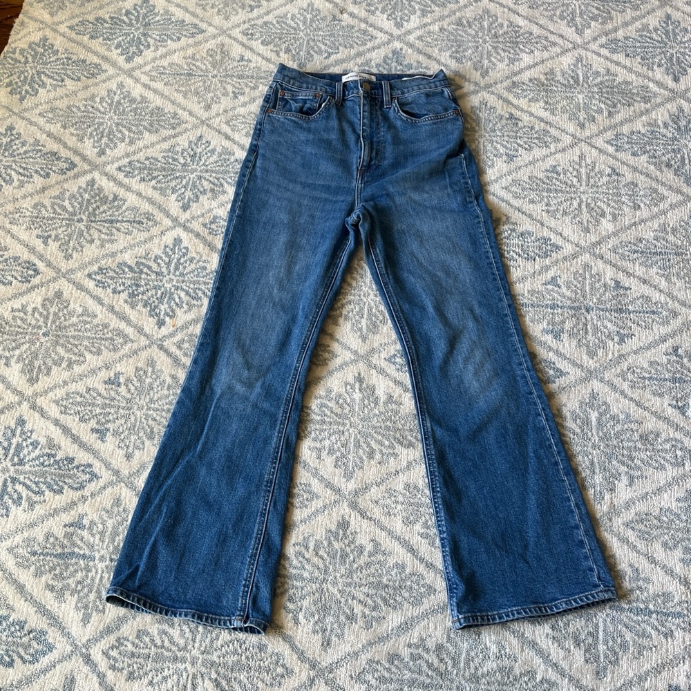 Aritzia Women's Jeans